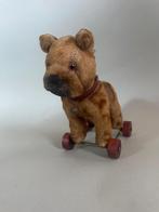 Zeldzaam klein antiek Bull Dog hondje op wielen, Ophalen of Verzenden