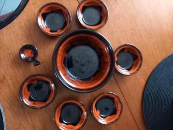 vintage Jaren '60 '70 pinda set oranje bruin keramiek beschikbaar voor biedingen