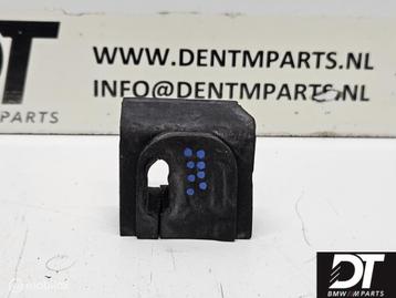 Kleppendeksel doorvoerrubber BMW E46 M3 S54 12517831185 beschikbaar voor biedingen