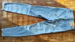 Spijkerbroek Pull&Bear lichtblauw maat 34, Blauw, Ophalen of Verzenden, Zo goed als nieuw, W27 (confectie 34) of kleiner