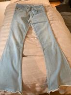 Lois flared jeans lichtblauw maat 29 zgan, Zo goed als nieuw, Lois, W28 - W29 (confectie 36), Verzenden