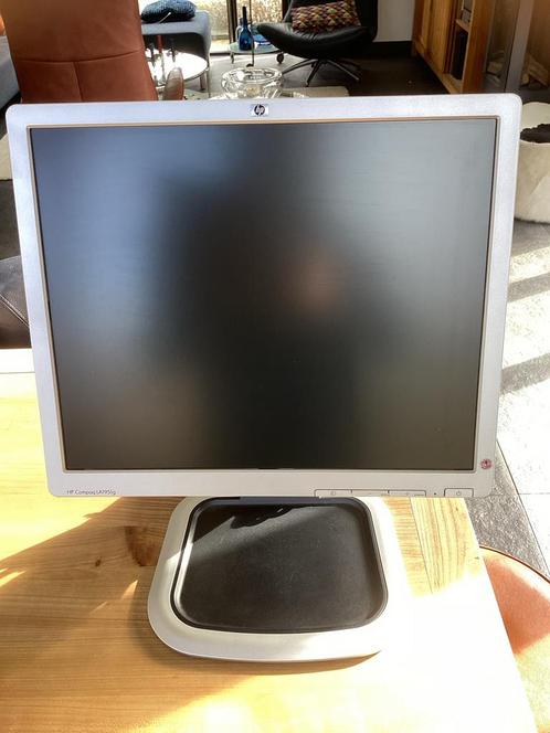 HP Compaq LA1951g 19 inch Monitor ("vierkant"), Computers en Software, Monitoren, Gebruikt, 60 Hz of minder, DVI, VGA, In hoogte verstelbaar