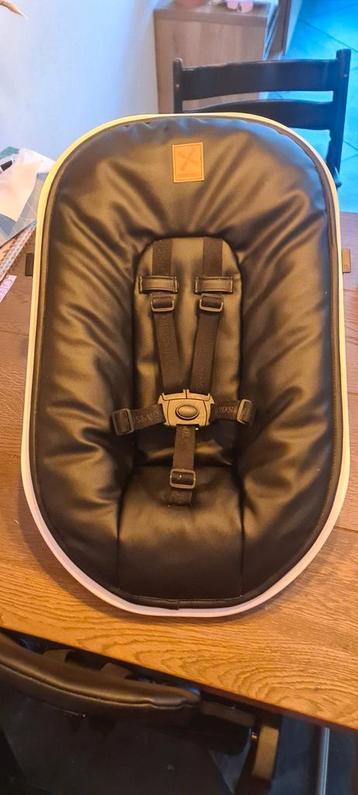 Kidsmill newborn set eetstoel  beschikbaar voor biedingen