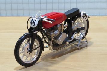 Umberto Masetti Gilera 500 1950 1:12 beschikbaar voor biedingen