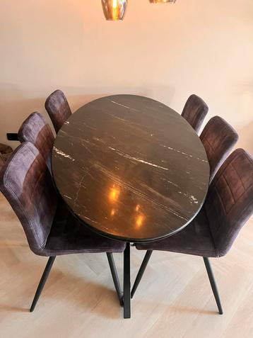 Ovale eettafel marmer