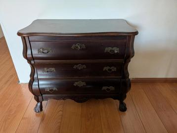 Antiek buikkastje ladekast LxBxH = 41x75x67 cm
 beschikbaar voor biedingen