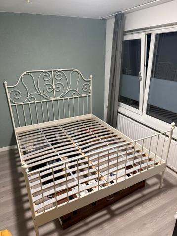 Tweepersoons bedframe met lattenbodem 160x200 - afbeelding 2