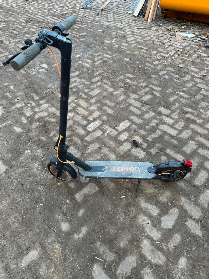 Defecte elektrische step - onderdelen, Fietsen en Brommers, Steps, Gebruikt, Elektrische step (E-scooter), Ophalen
