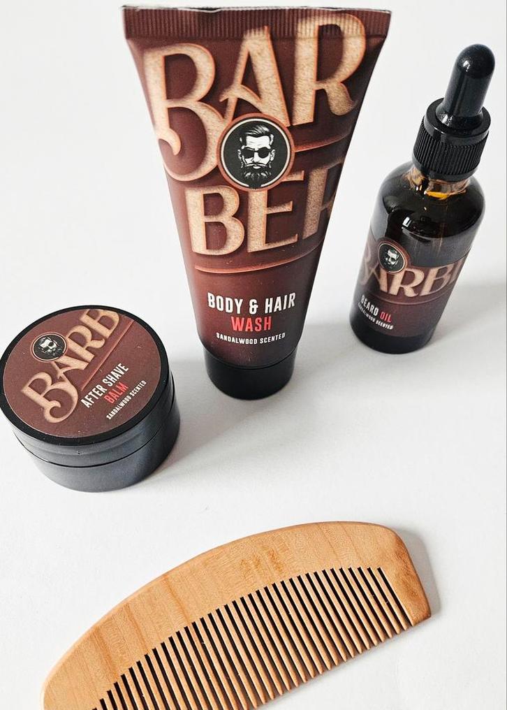 Cadeaudoos HIM, verzorgingsset mannen cadeau, Sieraden, Tassen en Uiterlijk, Uiterlijk | Cosmetica en Make-up, Nieuw, Toebehoren