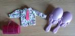 Barbie blouse, grote tas of koffertje, borstel en spiegel, Ophalen of Verzenden, Zo goed als nieuw, Kleertjes