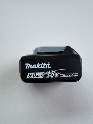 Nieuw in doos Makita accu 6.0 Ah BL1860B 80 euro. beschikbaar voor biedingen