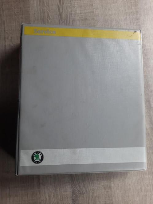 Werkplaatsboek Skoda Superb Onderstel + elektrische installa, Boeken, Auto's | Boeken, Zo goed als nieuw, Overige merken, Ophalen of Verzenden