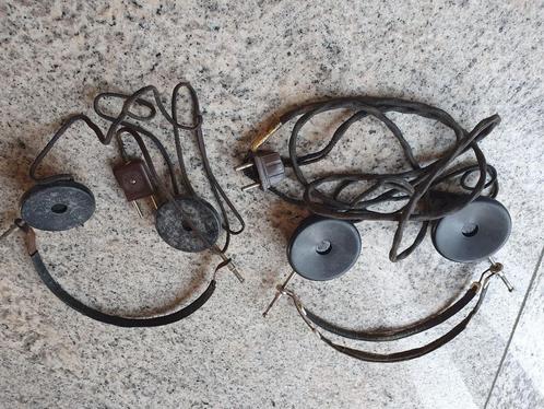 2 heel oude koptelefoons, Hobby en Vrije tijd, Elektronica-componenten, Gebruikt, Ophalen of Verzenden