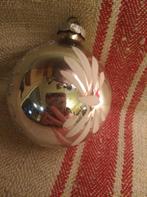 B035 Oude kerstbal zilver wit, hoogte 8 cm, Ophalen of Verzenden, Gebruikt