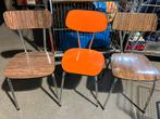 3 vintage formica stoelen stoeltjes niet hetzelfde, Huis en Inrichting, Ophalen, Zo goed als nieuw, Twee