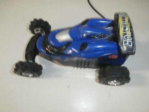 Auto met afstandbediening raceauto blauw sportauto, Kinderen en Baby's, Speelgoed | Speelgoedvoertuigen, Gebruikt, Afstandsbediening