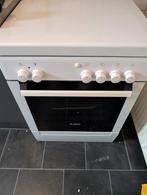 Gasfornuis met Oven - Gebruikt, Witgoed en Apparatuur, Fornuizen, Ophalen, Gebruikt, 4 kookzones, Gas