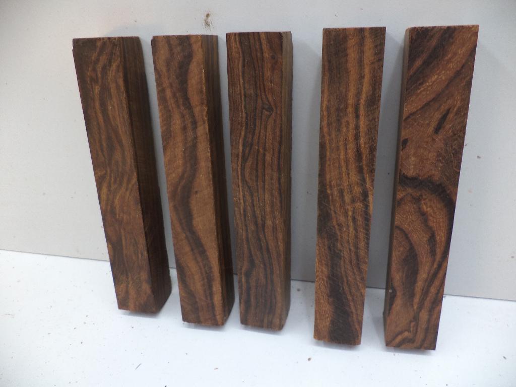 Setje fraaie penblanks desert ironwood drwwihout pennen B, Hobby en Vrije tijd, Overige Hobby en Vrije tijd, Ophalen of Verzenden