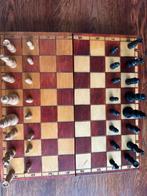 SCHAAKSPEL COMPLEET SCHAAKKIST 32/32cm SCHAAKSTUKKEN (FOTO'S, Een of twee spelers, Ophalen of Verzenden, Gebruikt