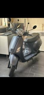 Senzo riva lux  z.g.a.NIEUW, Fietsen en Brommers, Snorfietsen en Snorscooters, Ophalen, Zo goed als nieuw, Benzine, Overige merken
