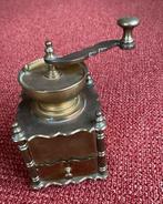 Antieke koperen koffiemolen, Ophalen of Verzenden