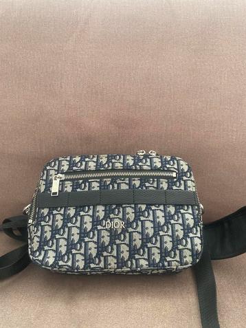 Dior tasje beschikbaar voor biedingen