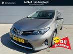 Toyota Auris 1.8 Hybrid Lease Panoramadak | Trekhaak | Navi, Auto's, 4 cilinders, Bruin, Origineel Nederlands, Bedrijf