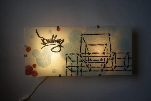 Vintage glazen Ikea wandlamp blauw rood Gyllen Treutiger., Huis en Inrichting, Lampen | Wandlampen, Zo goed als nieuw, Glas, Kunststof