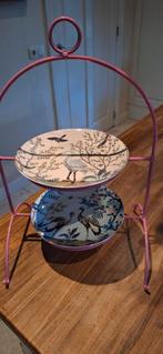 Etagere rose met 2 leuke borden €10,00, Ophalen, Zo goed als nieuw