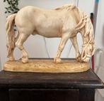 Paard en honden- beeld, Ophalen