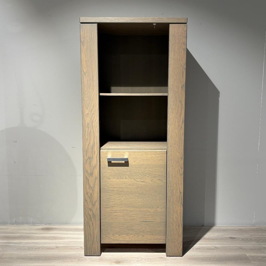 Boekenkast Luc Oosterbaan Living, Met deur(en), Eikenhout, Nieuw, 150 tot 200 cm