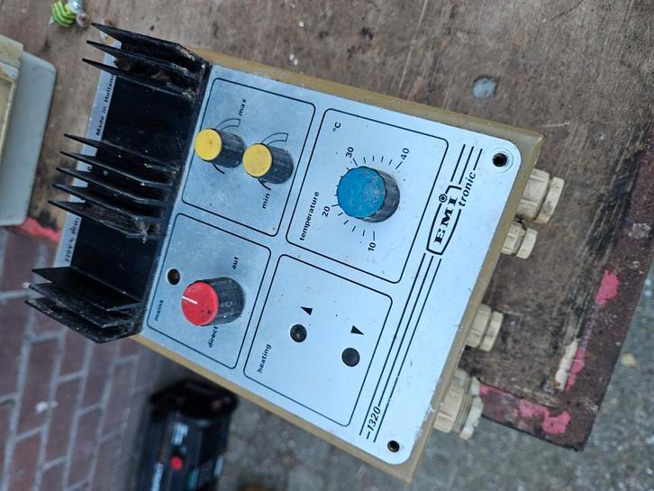 Ventielatiekasten EMI, Doe-het-zelf en Verbouw, Elektra en Kabels, Gebruikt, Overige typen, Ophalen