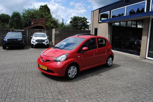 Toyota Aygo 1.0-12V + NIEUWE APK, Auto's, Toyota, Te koop, Aygo, ABS, Airbags, Centrale vergrendeling, Elektrische ramen, Radio