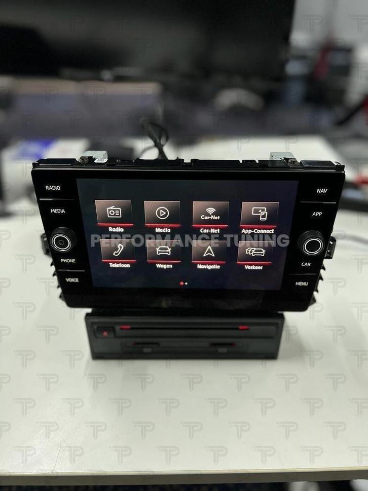 VW Discover Media MIB2 8" Vrijgeschakeld! GOLF 7 PLUG & PLAY, Auto diversen, Autoradio's, Gebruikt, Ophalen of Verzenden