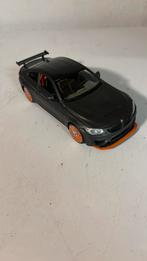 Maisto BMW M4 GTS 1:24 Auto, Ophalen of Verzenden, Zo goed als nieuw, Maisto