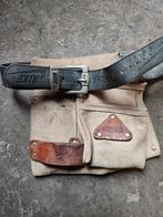 2 Gereedschap riem uit leder, Doe-het-zelf en Verbouw, Gereedschap | Handgereedschap, Ophalen of Verzenden, Gebruikt