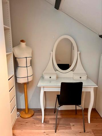  IKEA HEMNES Vanity Table beschikbaar voor biedingen