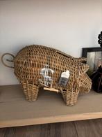 Riviera maisok rustic rattan spaarvarken, Ophalen of Verzenden, Zo goed als nieuw, Steen, Aardewerk of Keramiek, Dier
