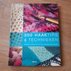J. Eaton - 300 Haaktips & technieken, Ophalen of Verzenden, Gelezen, J. Eaton