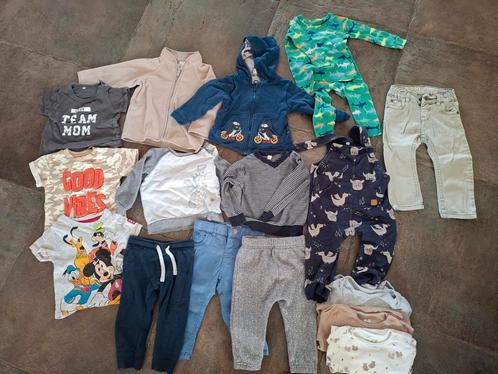 Kledingpakket maat 80 jongen 18 stuks, Kinderen en Baby's, Babykleding | Baby-kledingpakketten, Gebruikt, Maat 80, Ophalen of Verzenden
