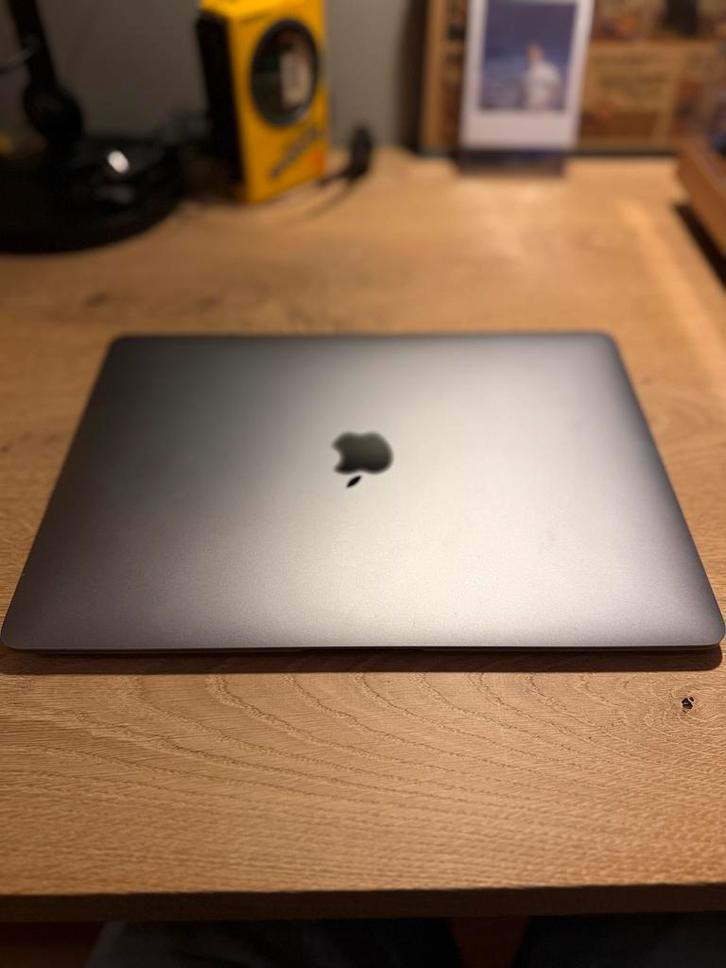 MacBook Air M1 2020 - 13 inch, Computers en Software, Apple Macbooks, Zo goed als nieuw, MacBook Air, 13 inch, Onbekend, 256 GB