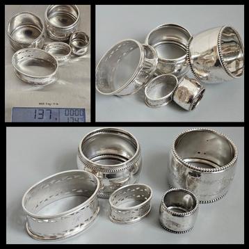 Antiek zilver,  servet en vingerdoekringen, 137 gram netto   beschikbaar voor biedingen