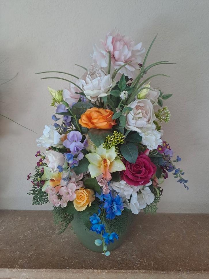 Kunstbloemen Boeket met Vaas - Prachtige Decoratie, Huis en Inrichting, Woonaccessoires | Kunstplanten en Kunstbloemen, Ophalen