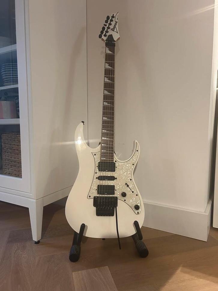Ibanez RG350DX uit 2005 zo goed als nieuw, Muziek en Instrumenten, Snaarinstrumenten | Gitaren | Elektrisch, Zo goed als nieuw