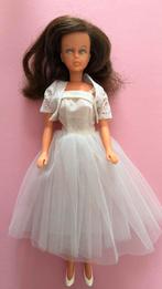Vintage Barbie BELLA TRESSIE, Verzamelen, Poppen, Ophalen of Verzenden, Gebruikt, Pop