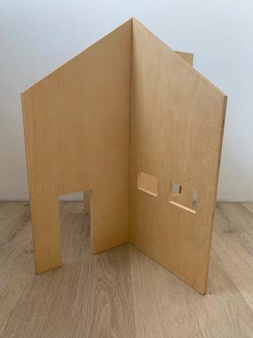 Liewood houten poppenhuis beschikbaar voor biedingen