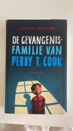 Leslie Connor - De gevangenisfamilie van Perry T. Cook, Ophalen of Verzenden, Zo goed als nieuw, Leslie Connor