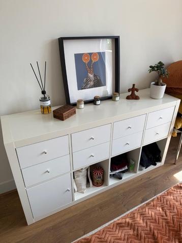 Unit shelf beschikbaar voor biedingen