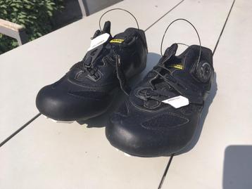 GIRO REGIME WIELRENSCHOENEN. TOPSCHOEN. lees maar beschikbaar voor biedingen