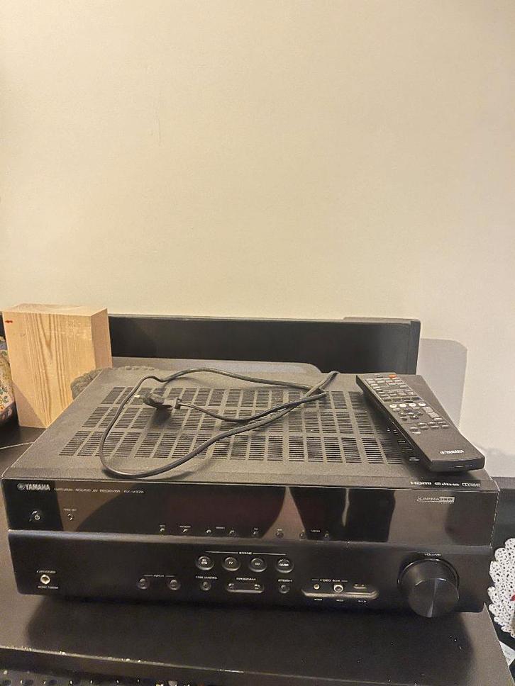 Yamaha RX-V375 receiver versterker zwart, Audio, Tv en Foto, Versterkers en Receivers, Gebruikt, 5.1, 60 tot 120 watt, Yamaha